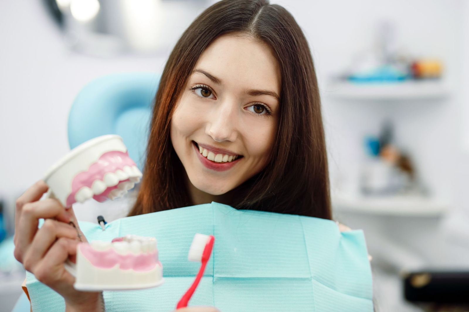 Raymore Family Dentistry|What Are the Best Alternatives to Dental Implants for Missing Teeth?
